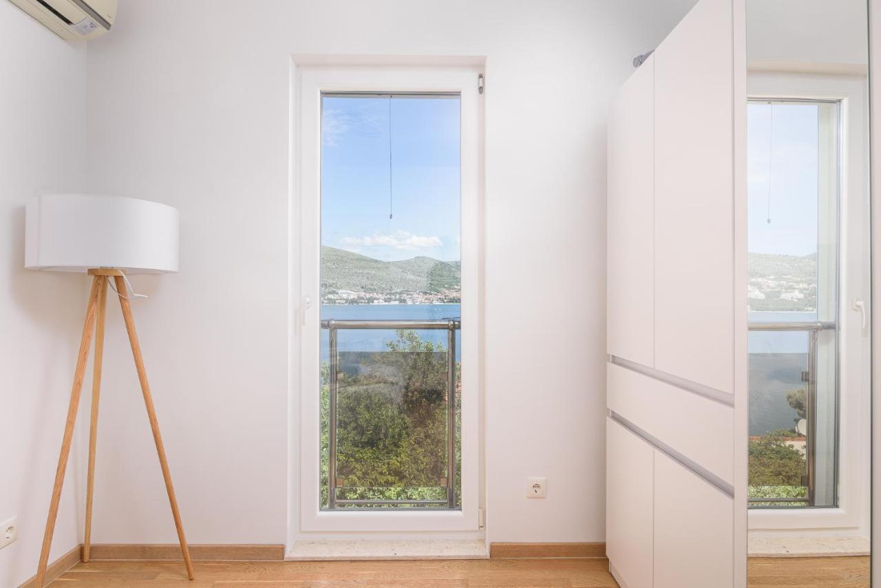 L&L Luxury Apartment 1 Donji Okrug  エクステリア 写真